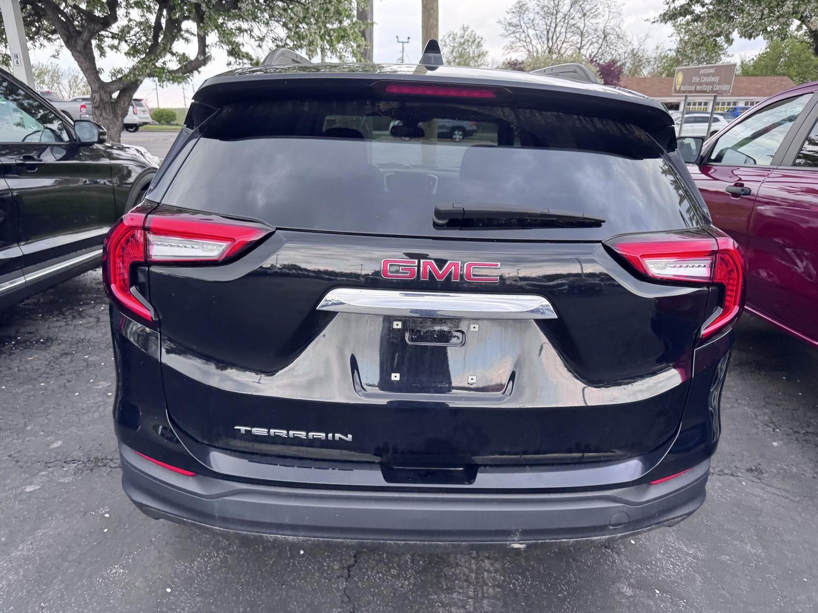 2022 GMC Terrain SLE