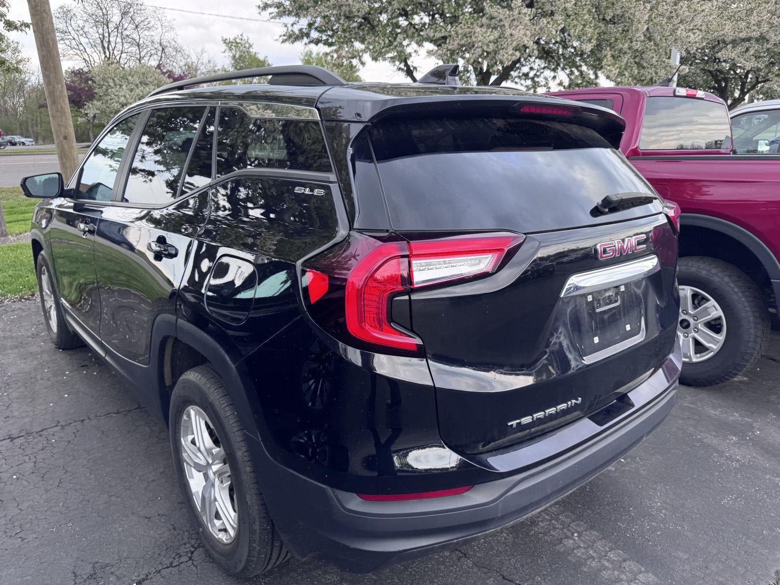 2022 GMC Terrain SLE