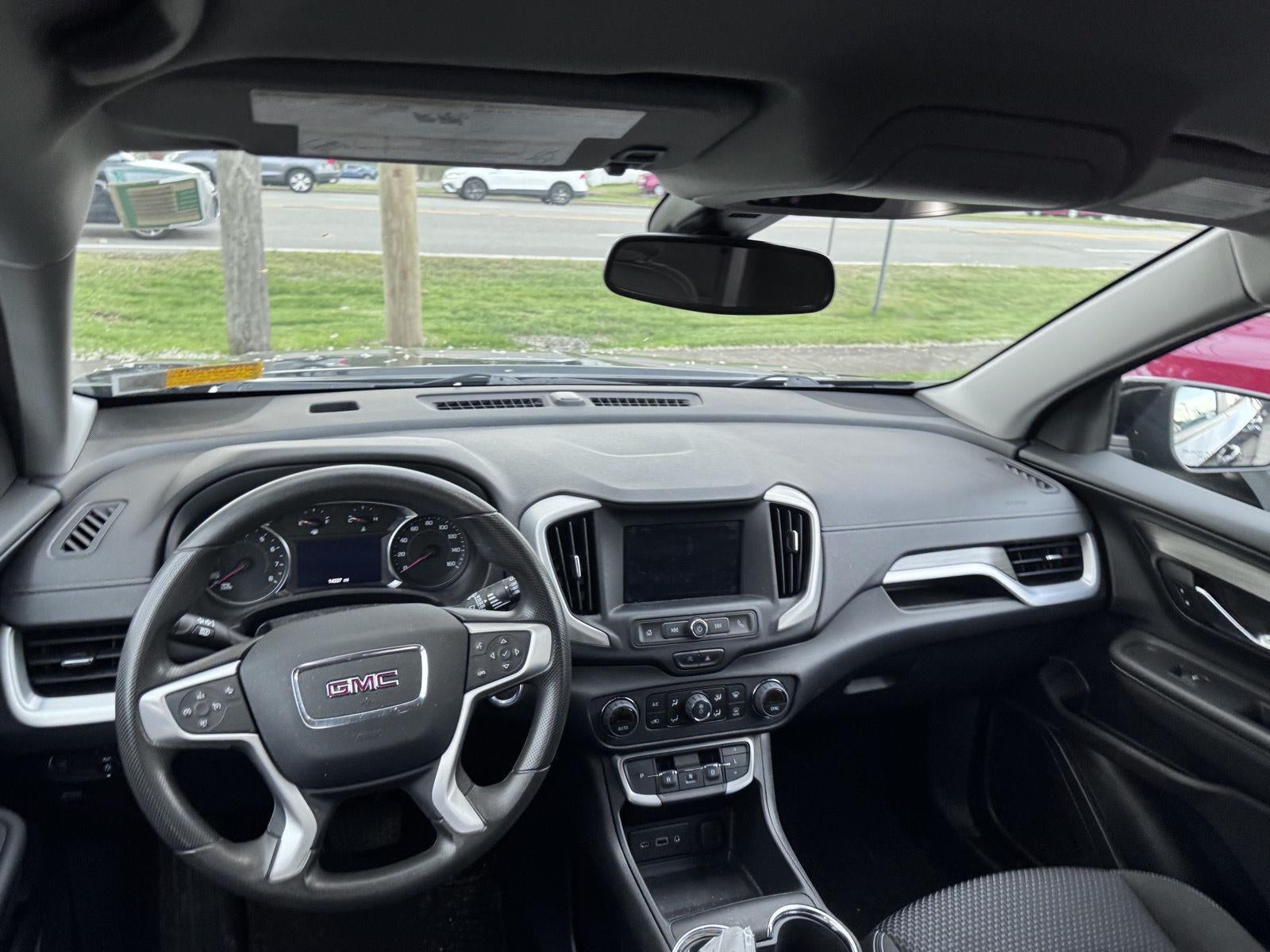 2022 GMC Terrain SLE