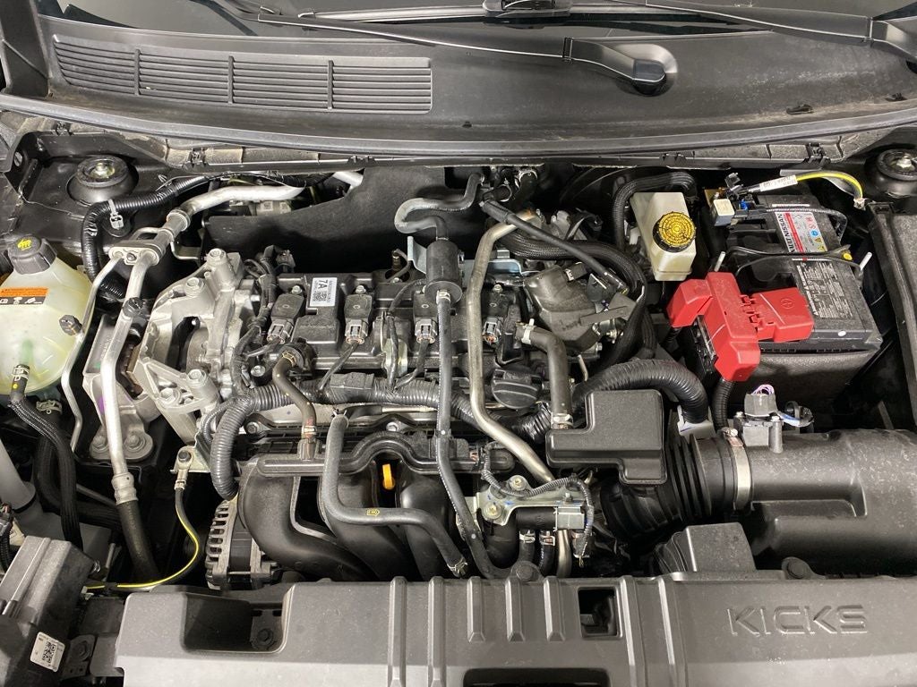 2025 Nissan Kicks SV