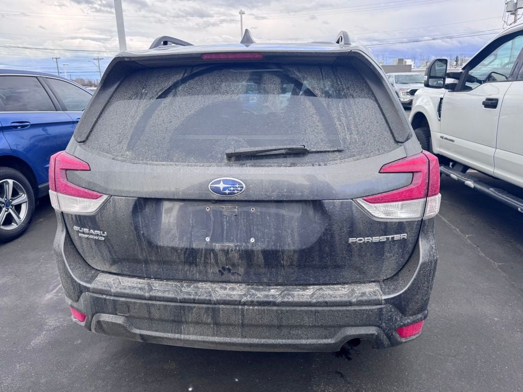 2022 Subaru Forester Premium