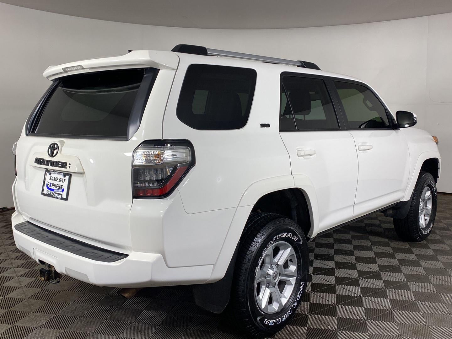2022 Toyota 4Runner SR5 Premium
