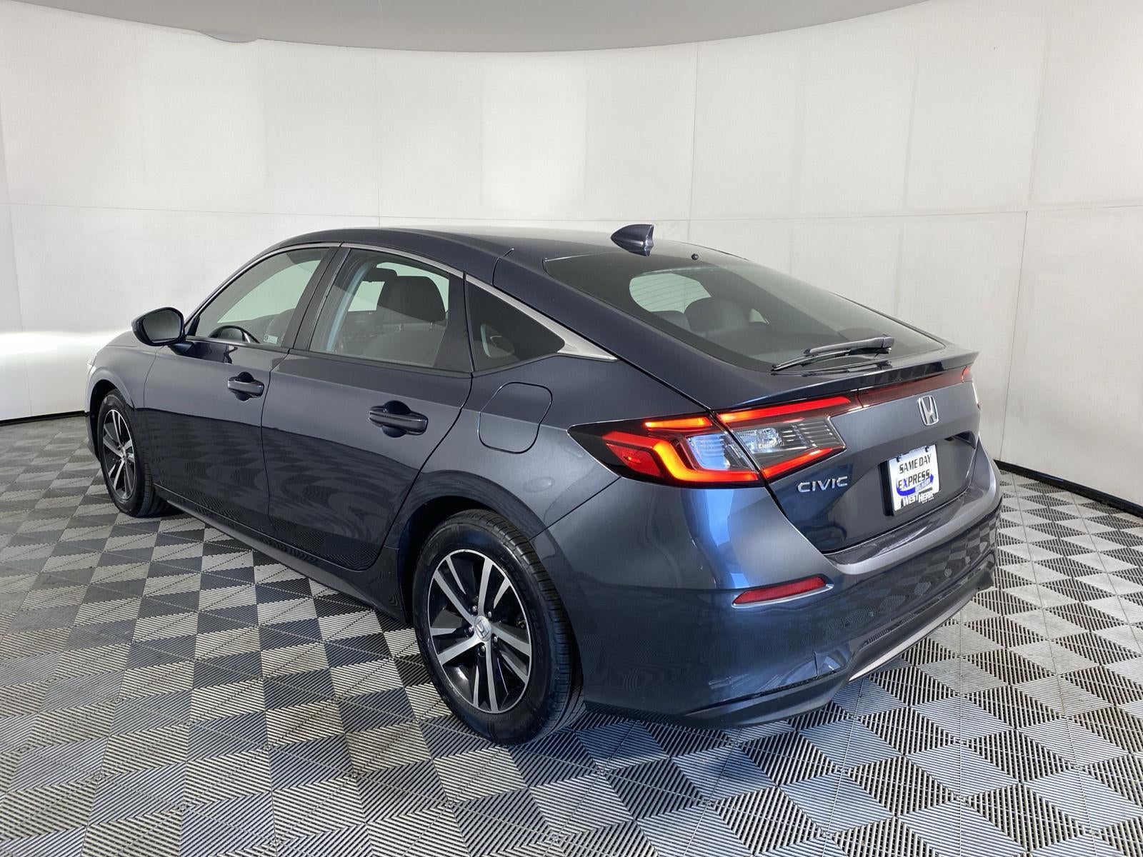 2023 Honda Civic Hatchback LX