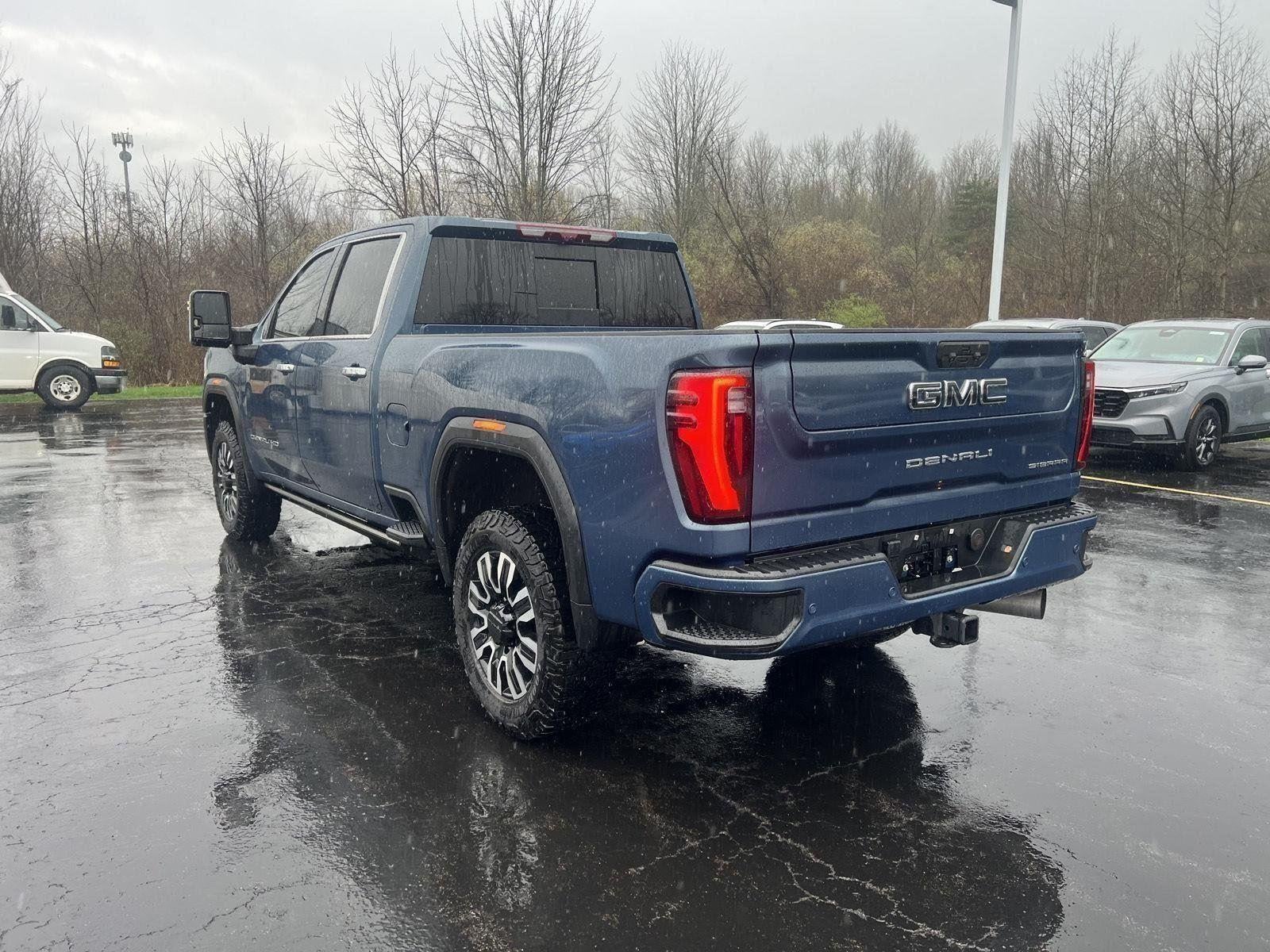 2025 GMC Sierra 2500HD Denali Ultimate