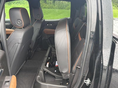 2024 GMC Canyon 4WD AT4