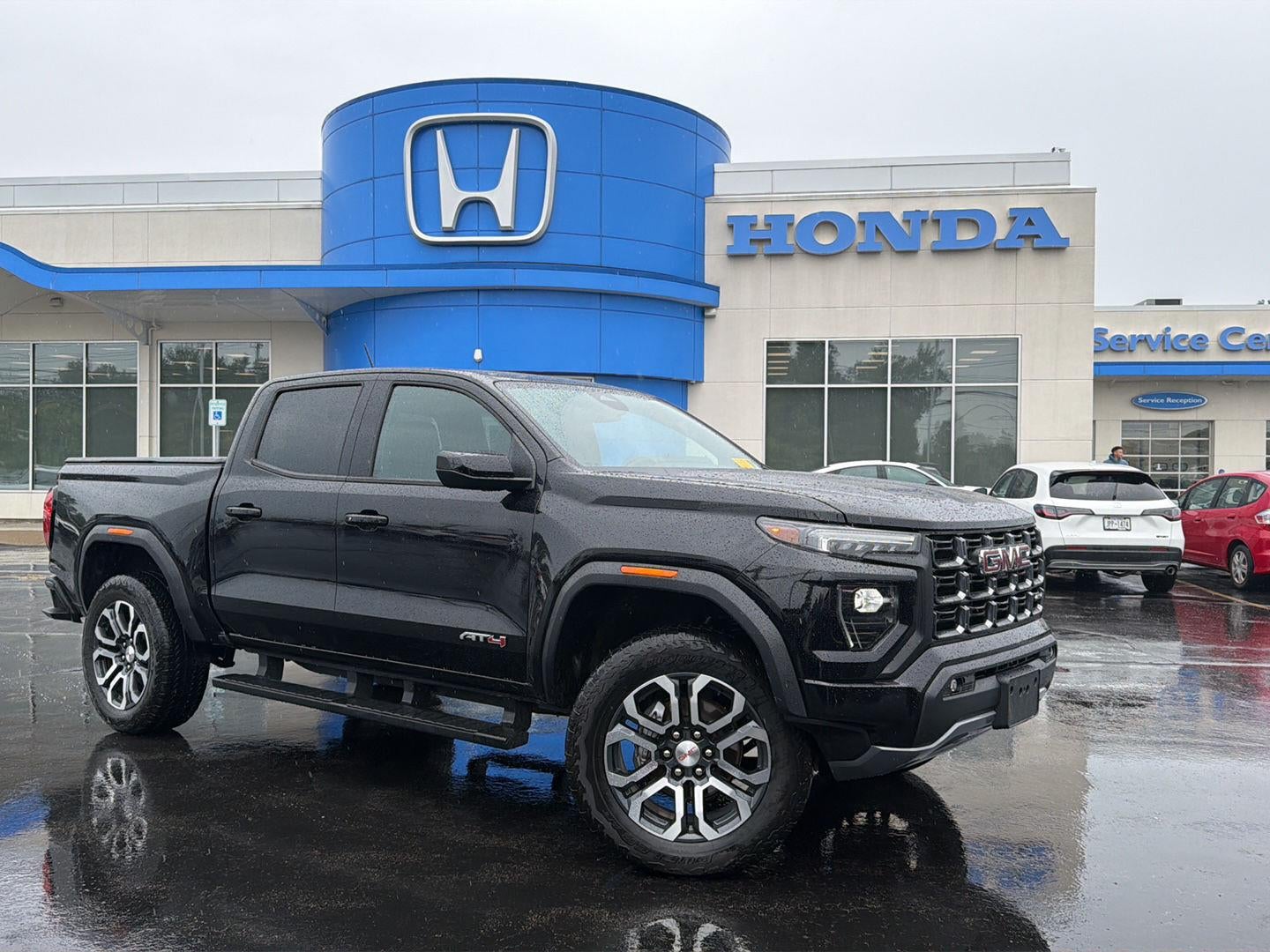 2024 GMC Canyon 4WD AT4