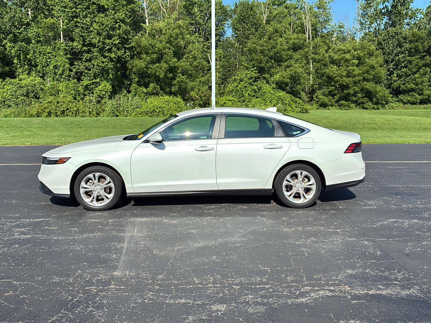 2023 Honda Accord Sedan LX