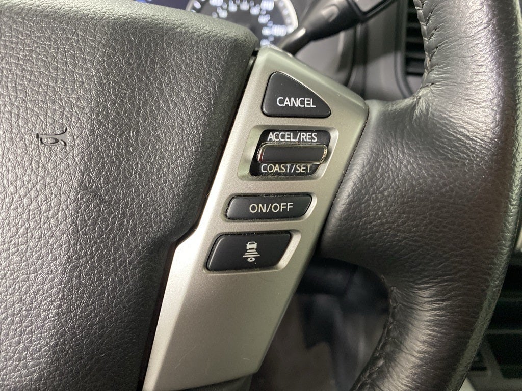 2022 Nissan Titan SV