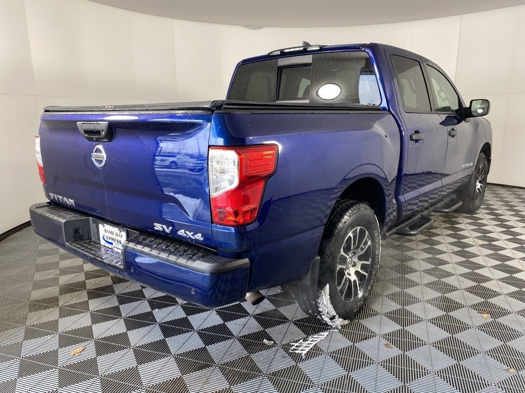 2022 Nissan Titan SV