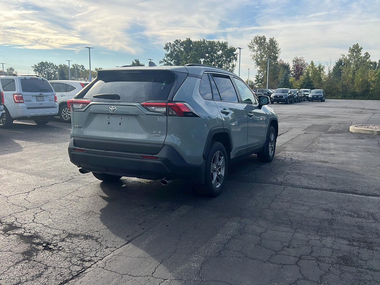 2023 Toyota RAV4 XLE