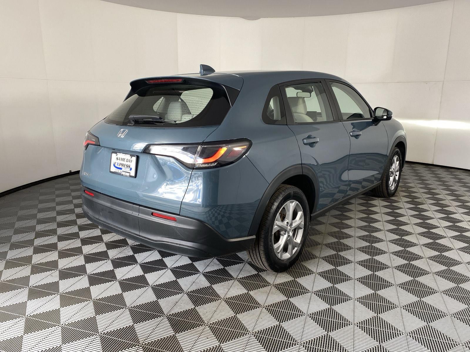 2023 Honda HR-V LX