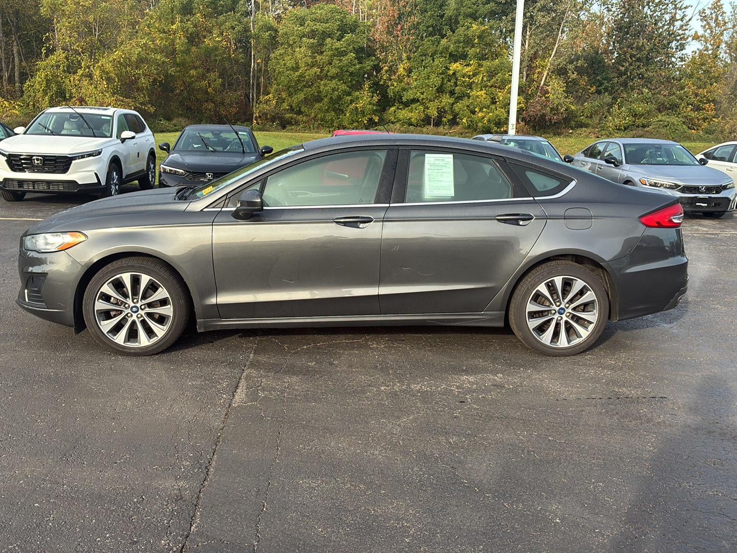 2020 Ford Fusion SE