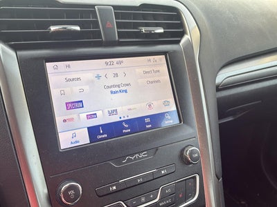 2020 Ford Fusion SE
