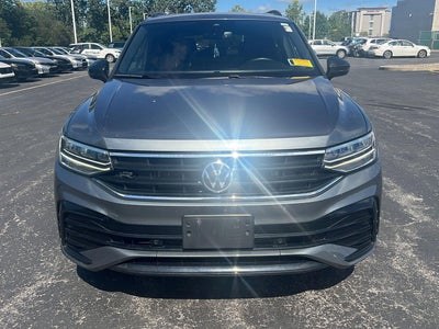 2024 Volkswagen Tiguan SE R-Line Black