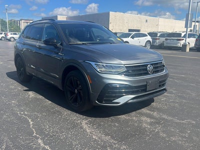 2024 Volkswagen Tiguan SE R-Line Black