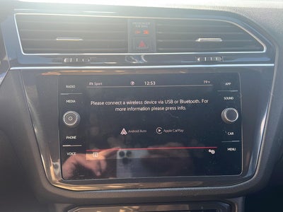 2024 Volkswagen Tiguan SE R-Line Black
