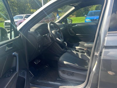 2024 Volkswagen Tiguan SE R-Line Black