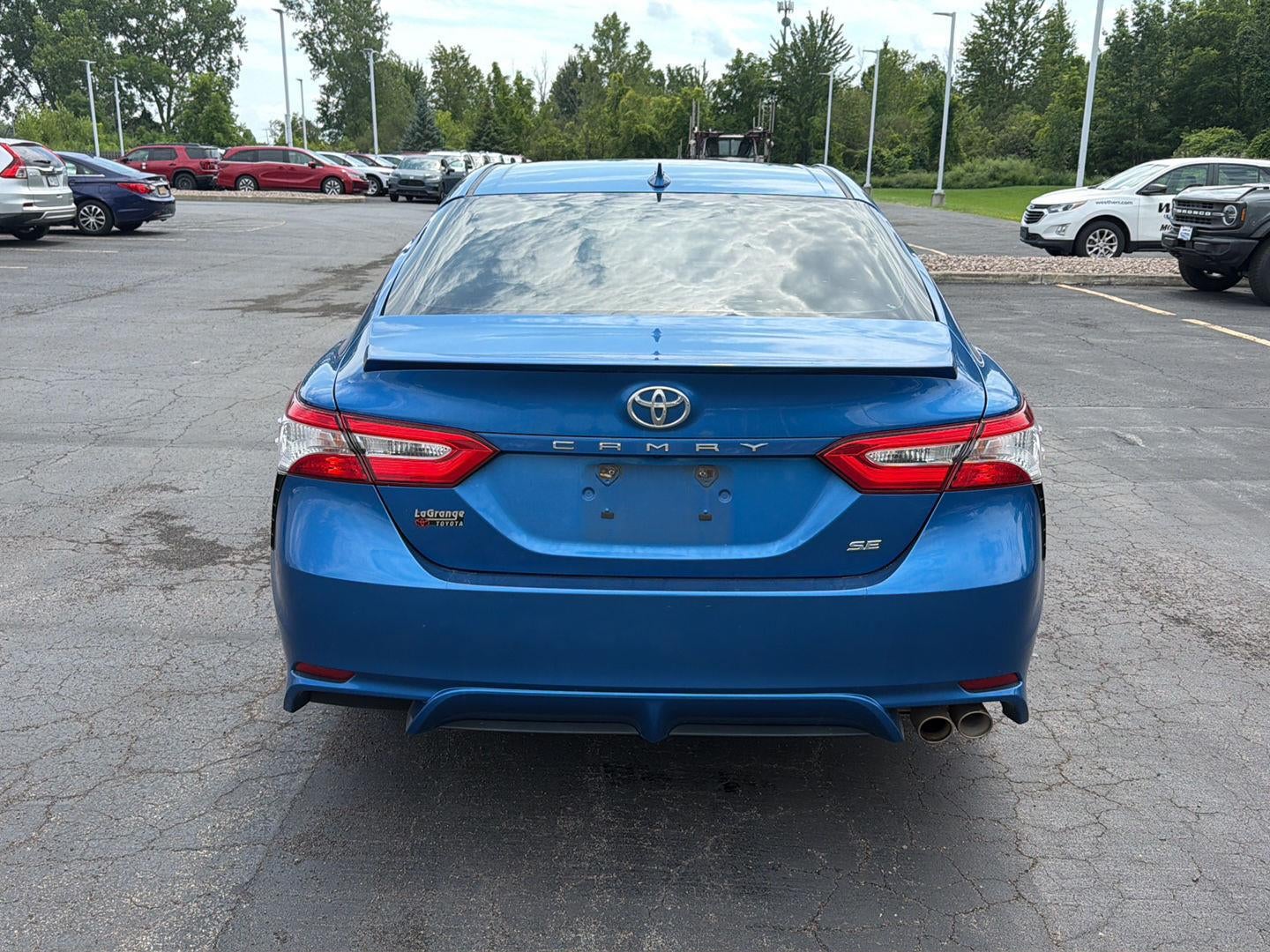 2020 Toyota Camry SE