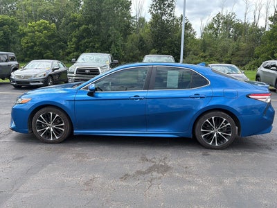 2020 Toyota Camry SE