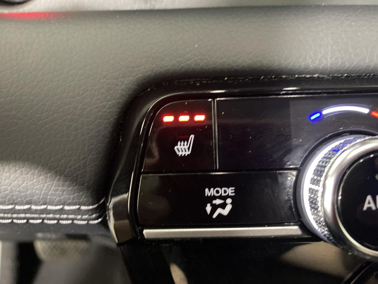 2023 Honda Pilot EX-L w/Rear Captain's Chairs