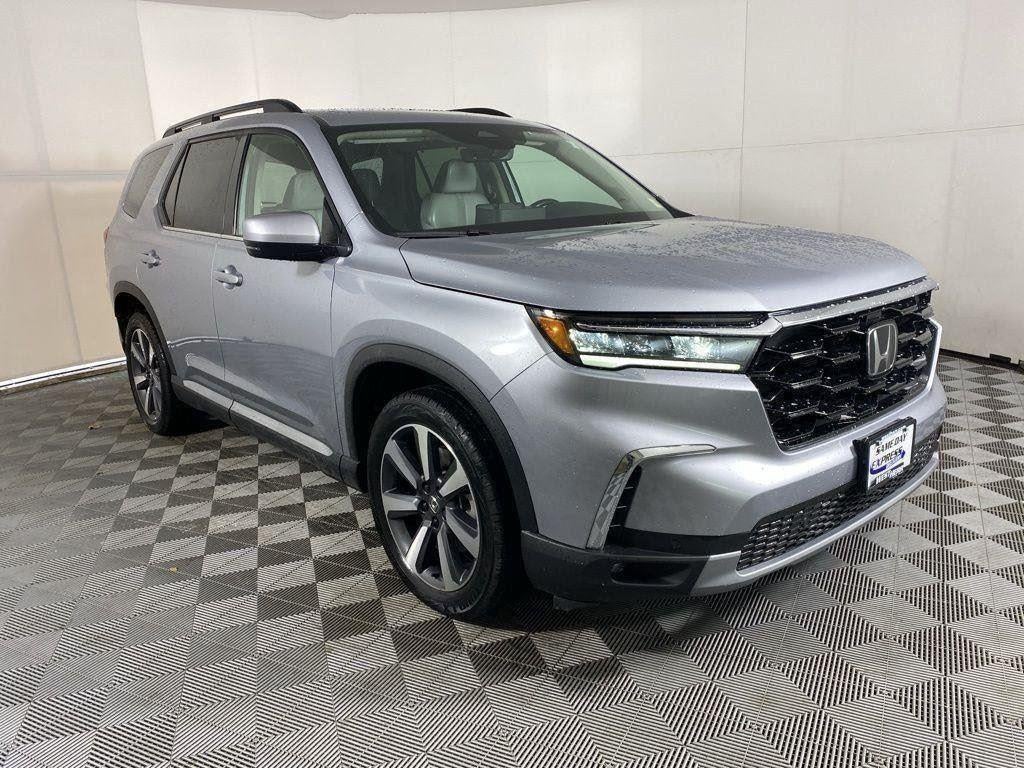 2023 Honda Pilot Touring