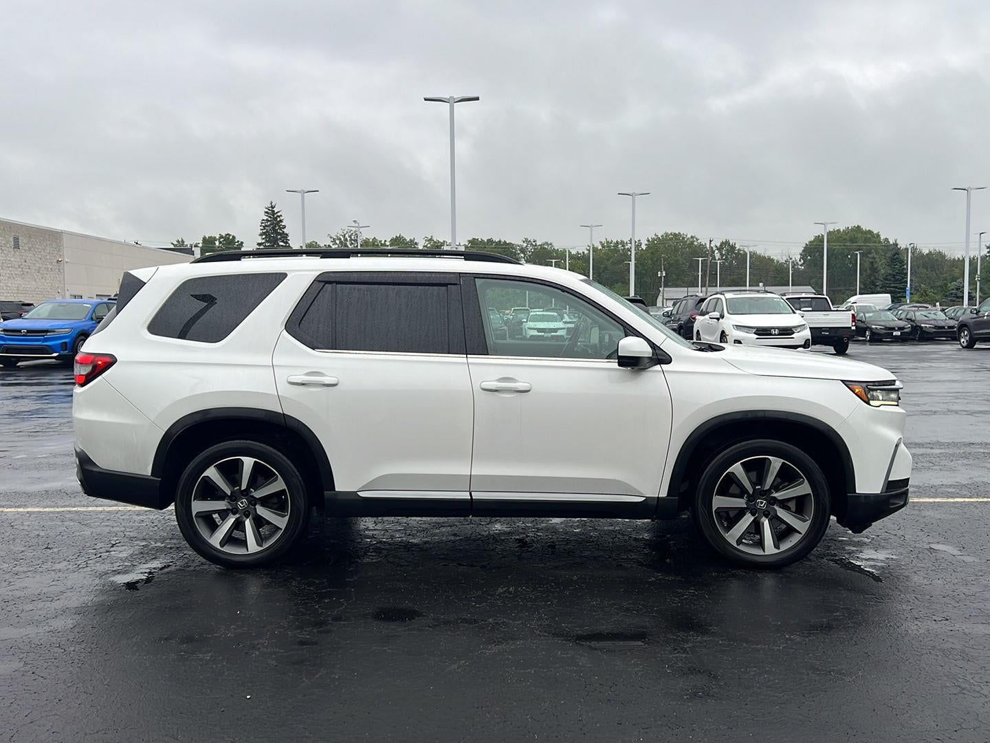 2023 Honda Pilot Elite