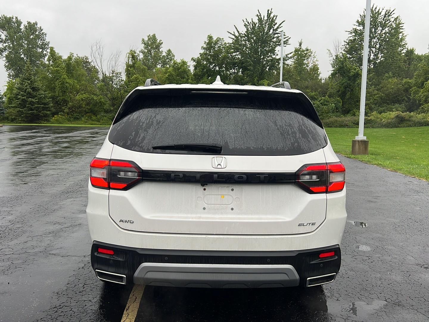 2023 Honda Pilot Elite