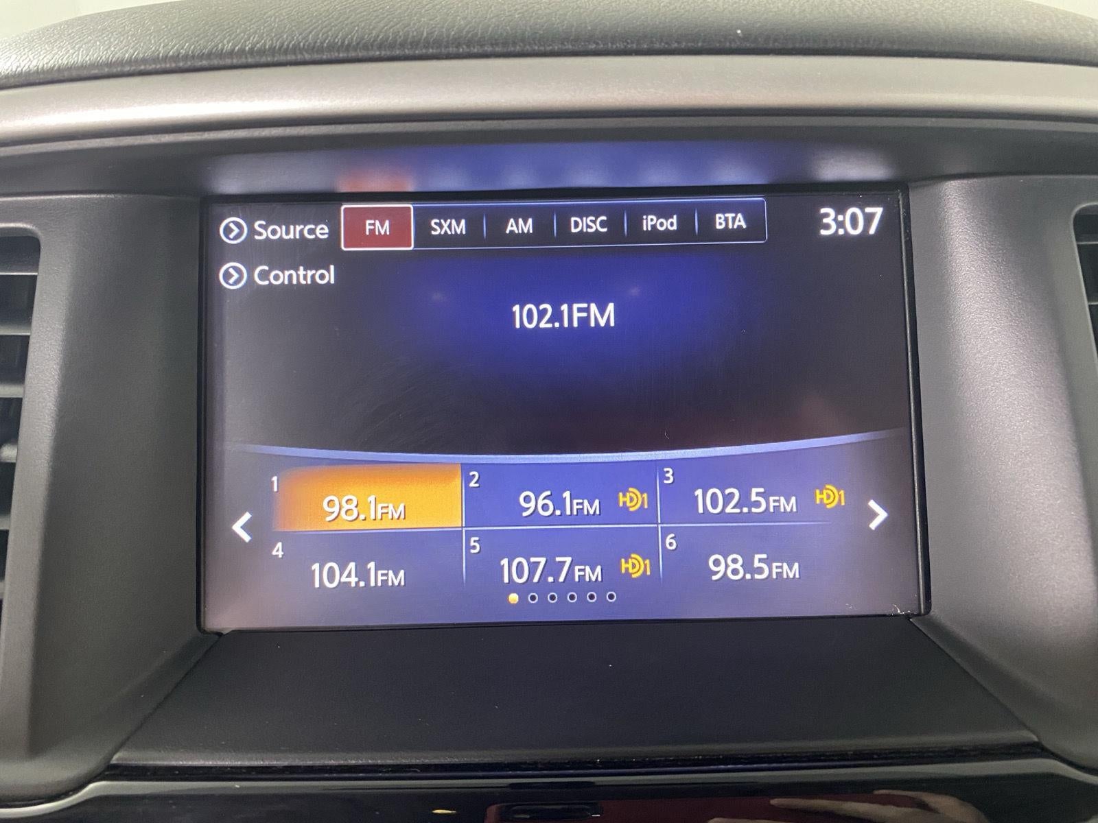2019 Nissan Pathfinder SV