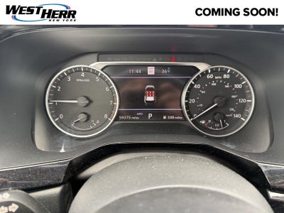 2022 Nissan Pathfinder SL