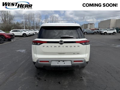 2022 Nissan Pathfinder SL