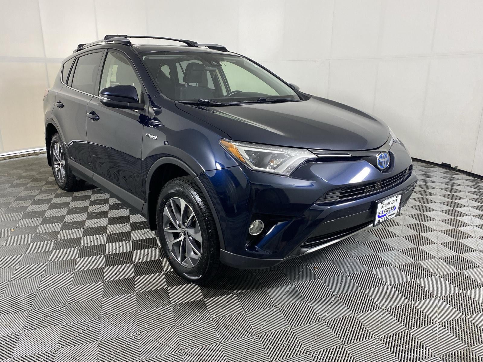 2017 Toyota RAV4 Hybrid XLE