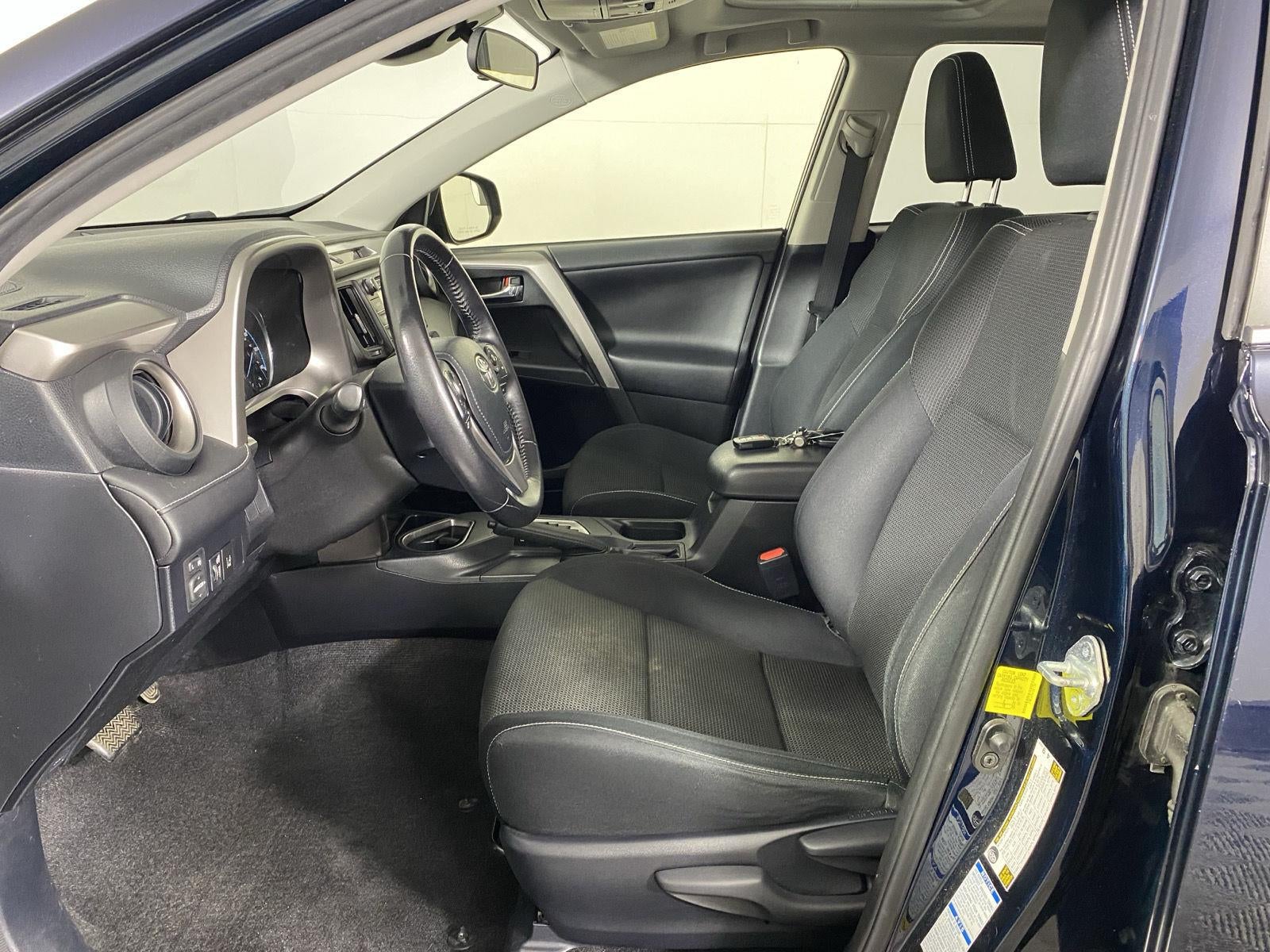 2017 Toyota RAV4 Hybrid XLE