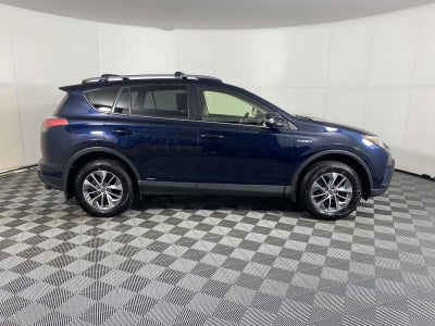 2017 Toyota RAV4 Hybrid XLE