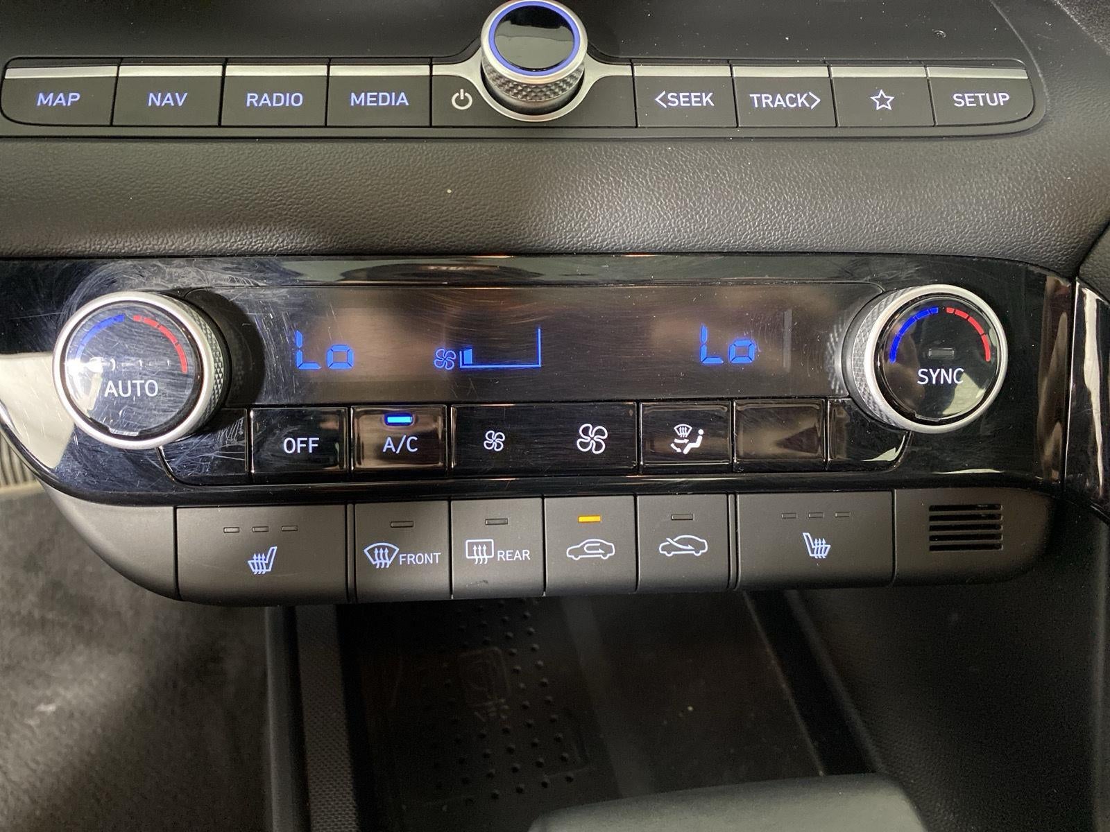 2021 Hyundai Elantra Limited