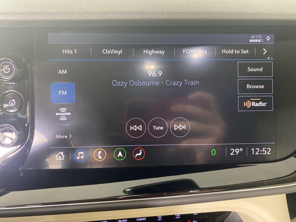 2021 Buick Envision Avenir