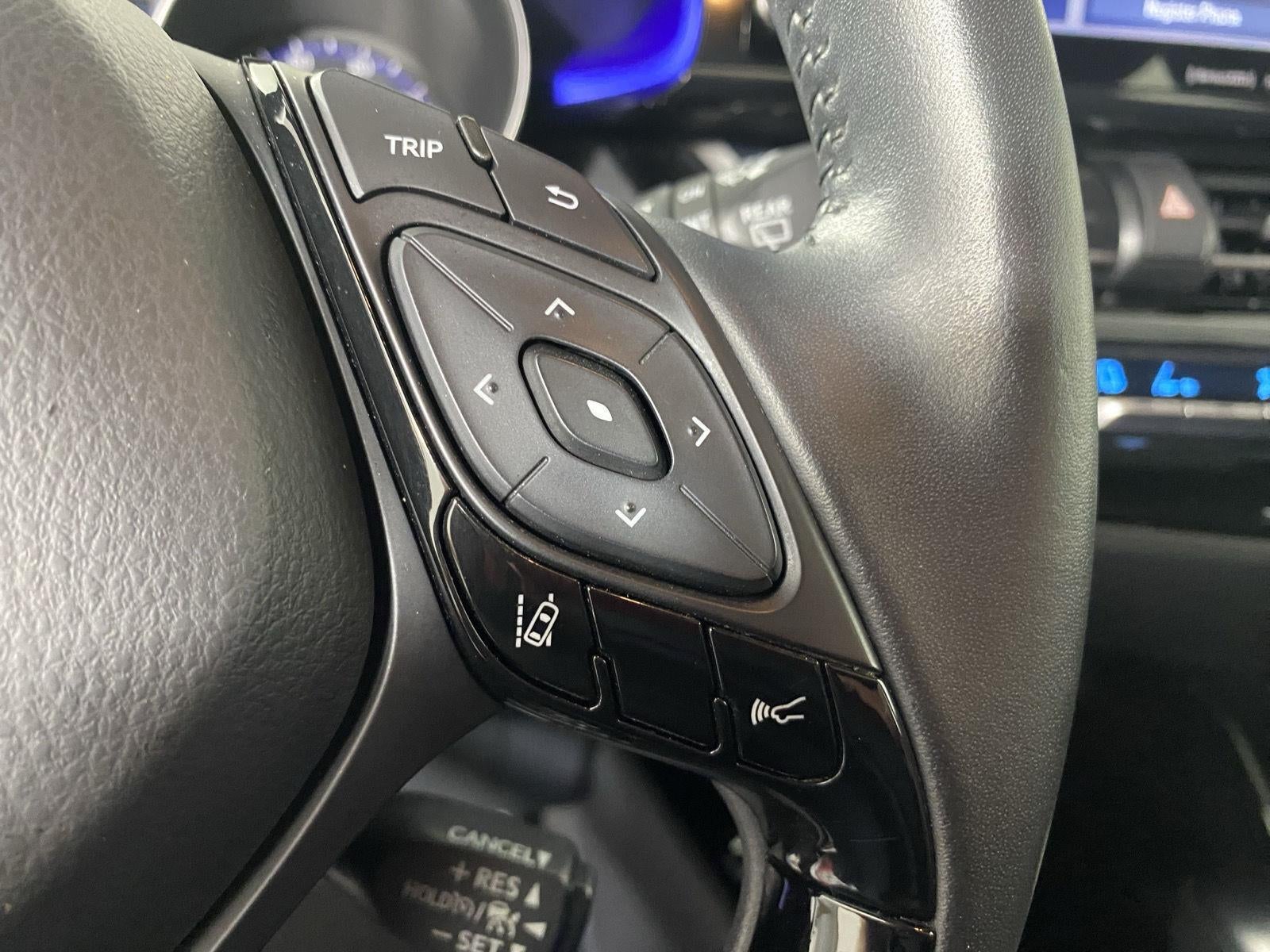 2021 Toyota C-Hr XLE