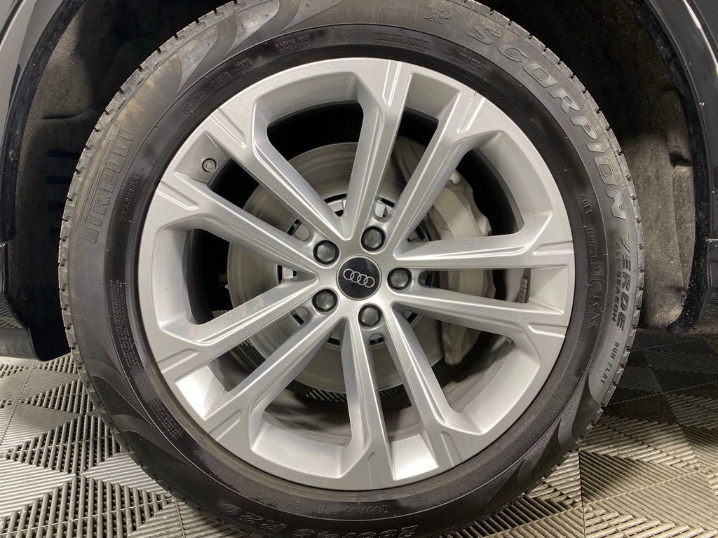 2025 Audi Q7 55 Premium Plus quattro