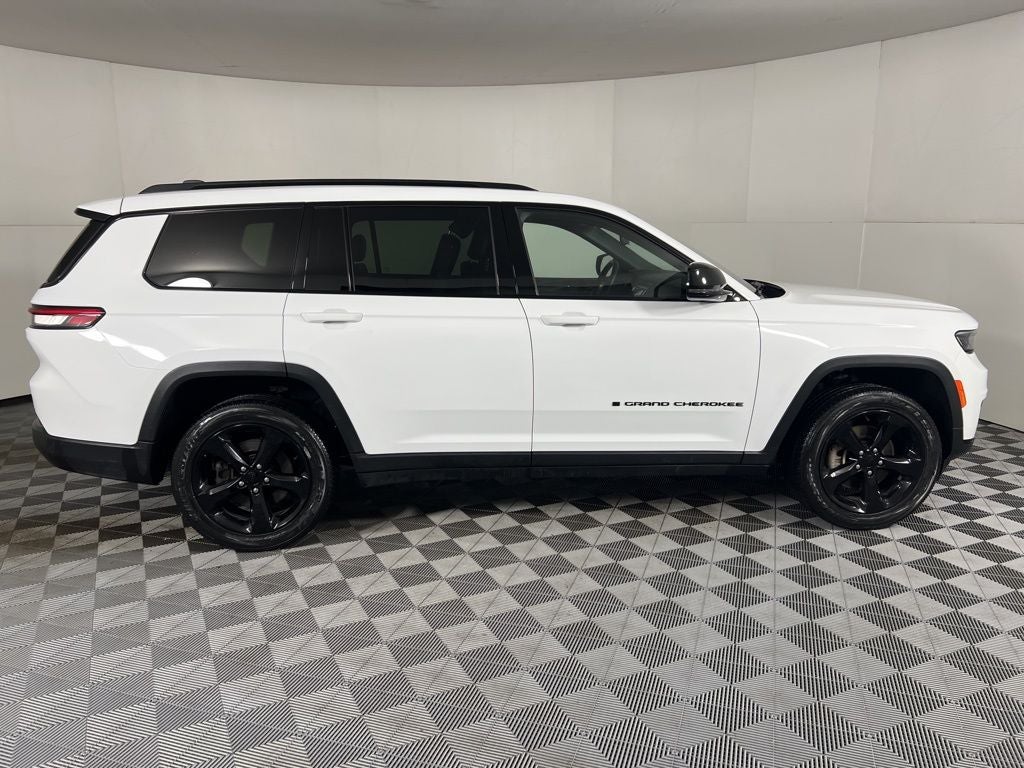 2022 Jeep Grand Cherokee L Altitude 4WD