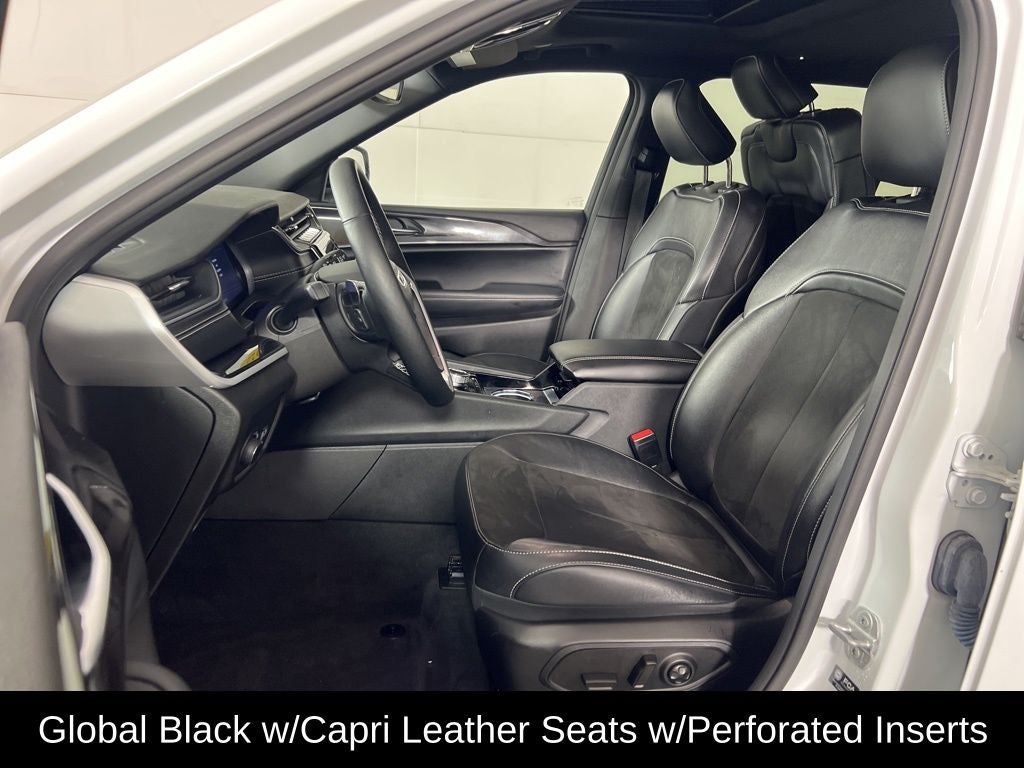 2022 Jeep Grand Cherokee L Altitude 4WD