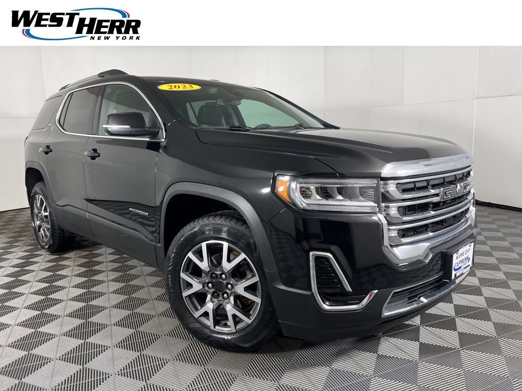 2023 GMC Acadia SLE