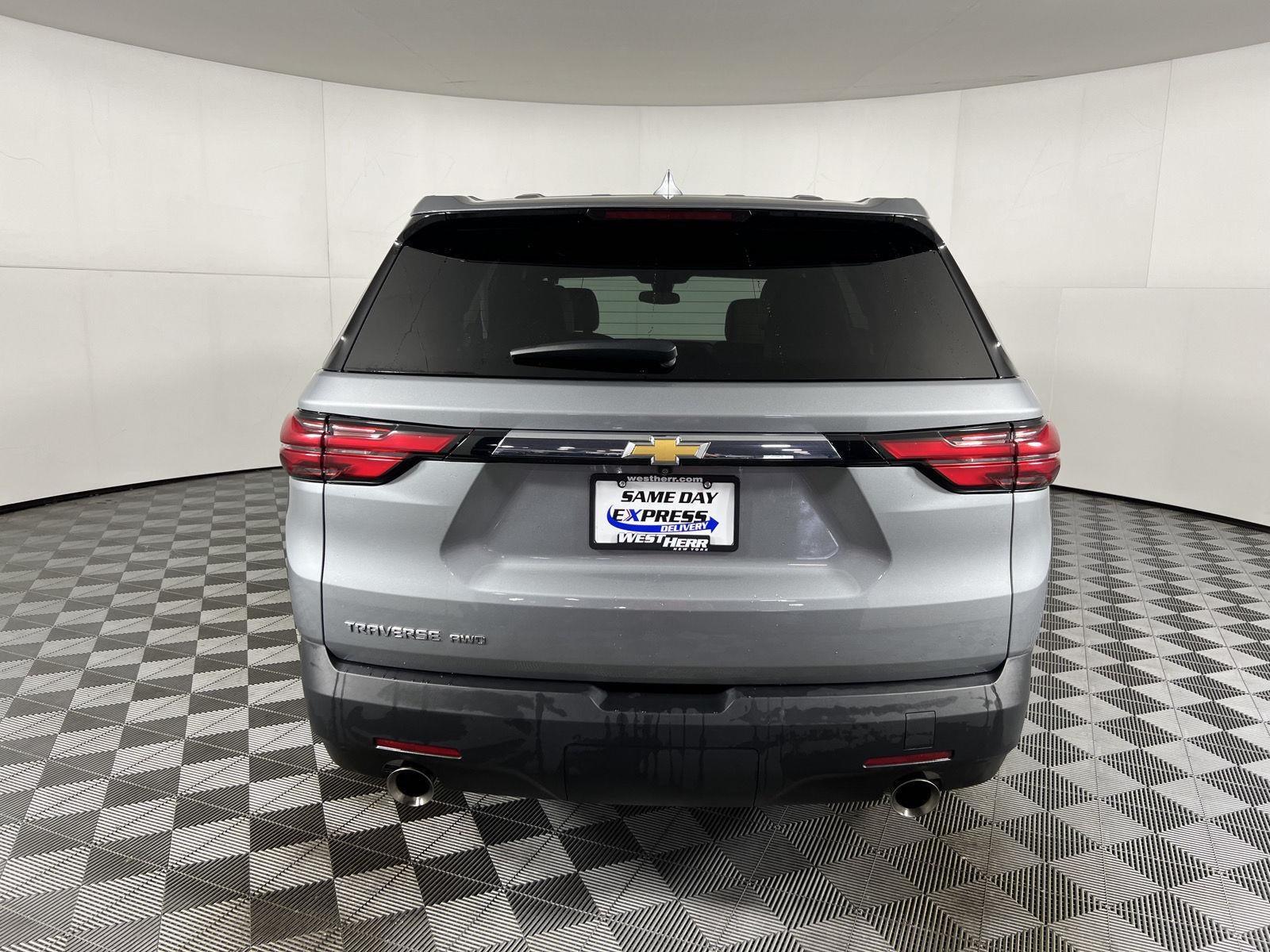 2023 Chevrolet Traverse LS