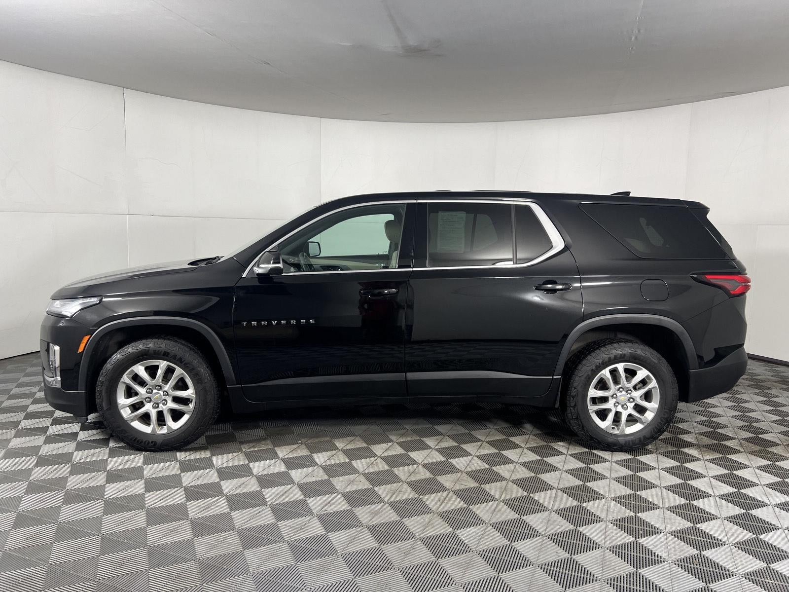 2023 Chevrolet Traverse LS