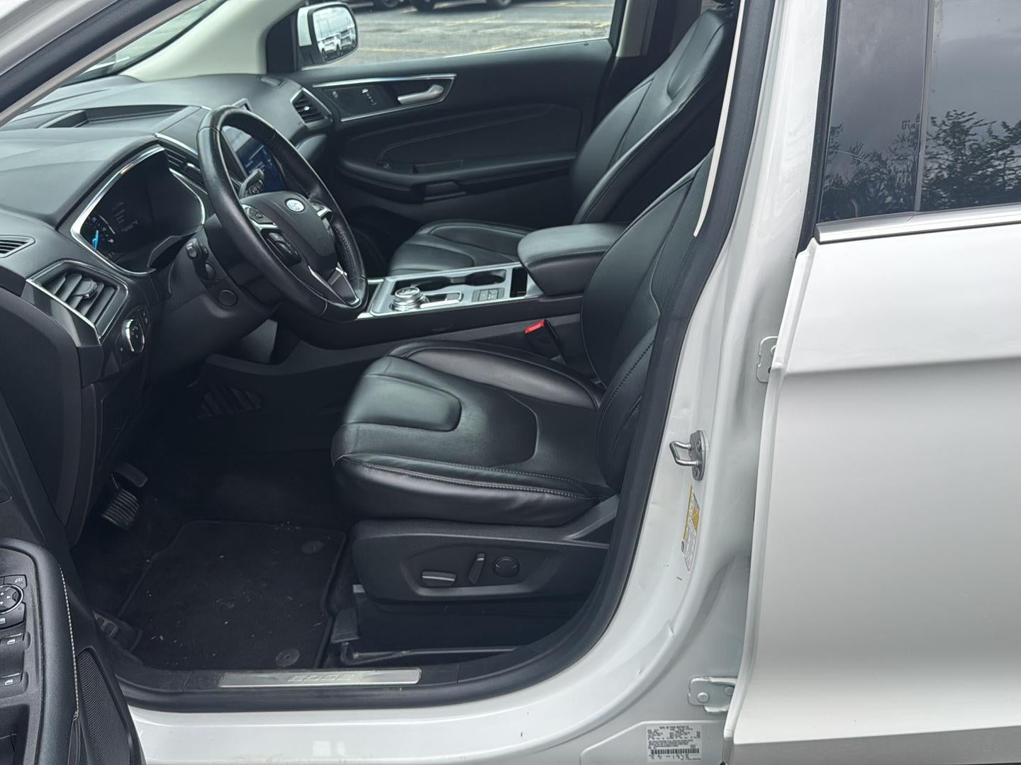 2021 Ford Edge Titanium
