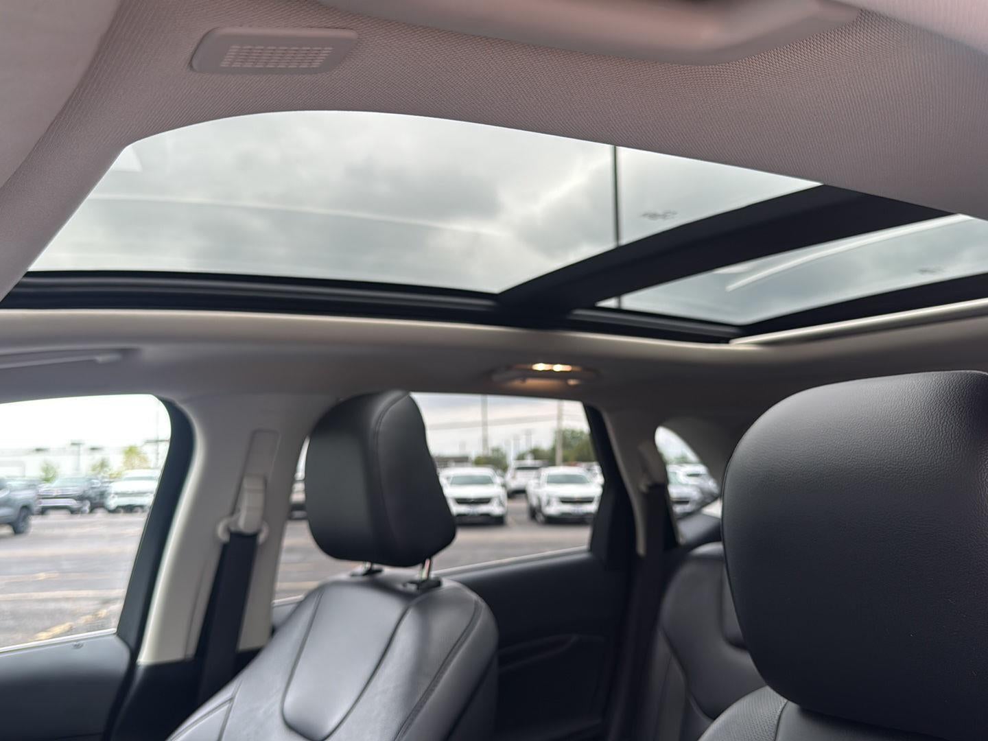 2021 Ford Edge Titanium