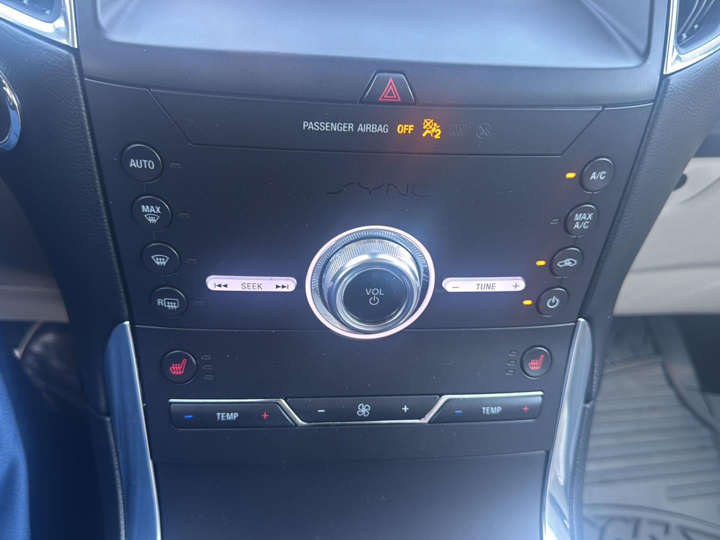 2020 Ford Edge Titanium