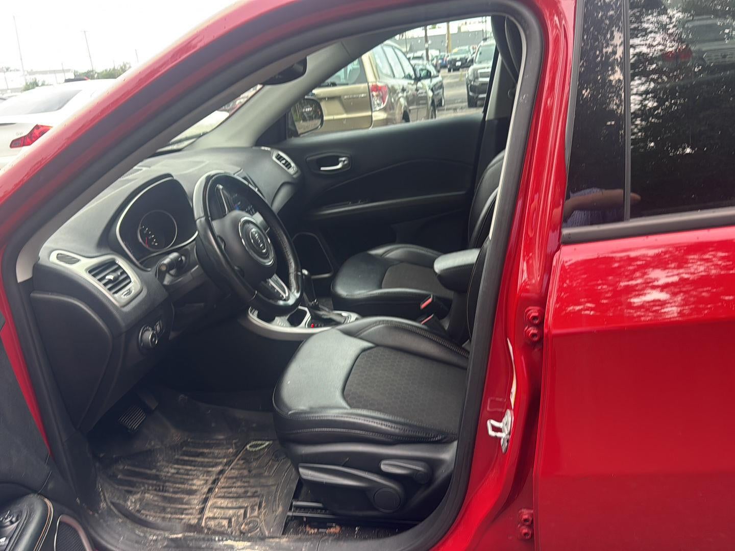 2020 Jeep Compass Latitude w/Sun/Safety Pkg