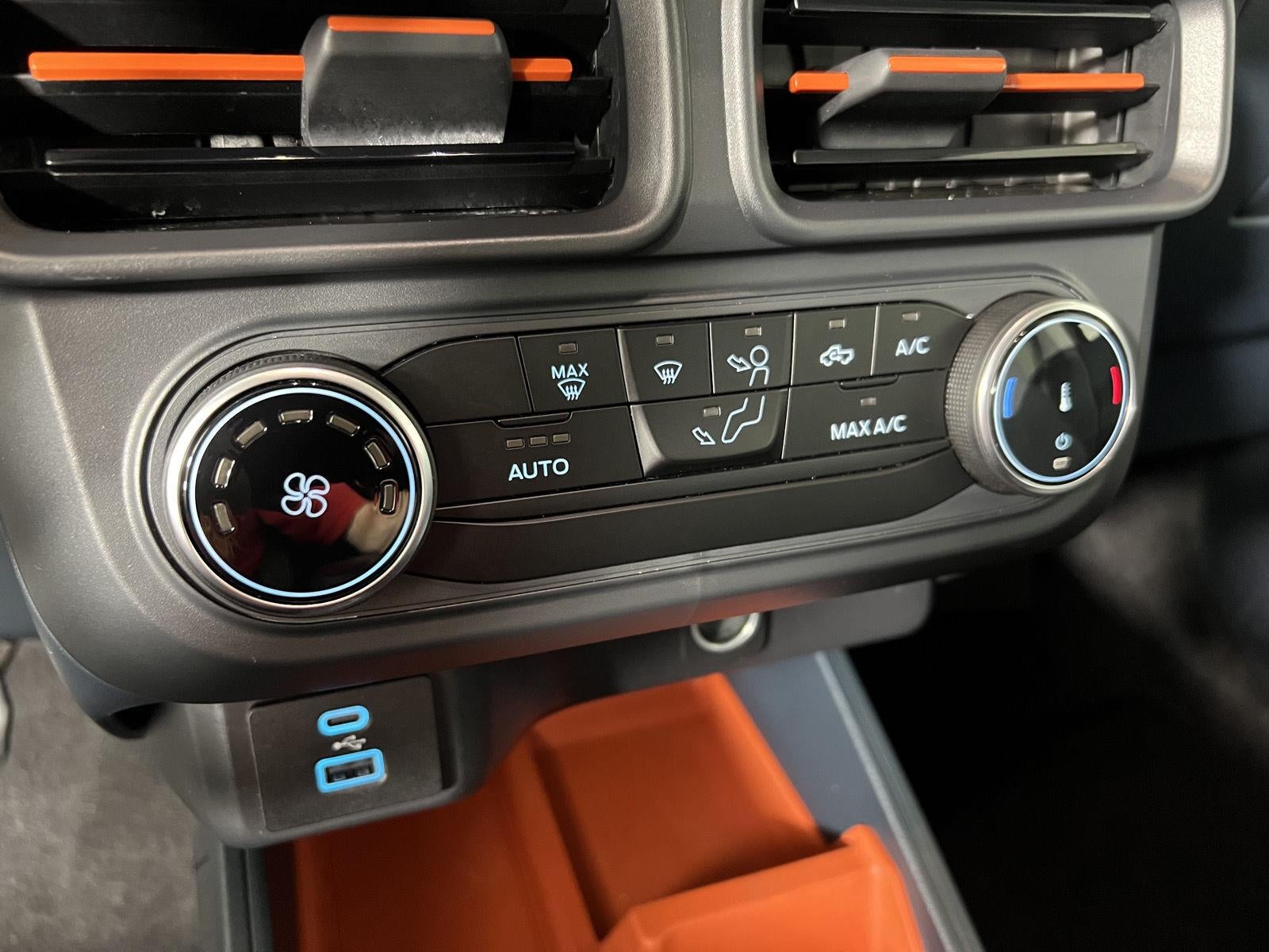 2024 Ford Maverick Base
