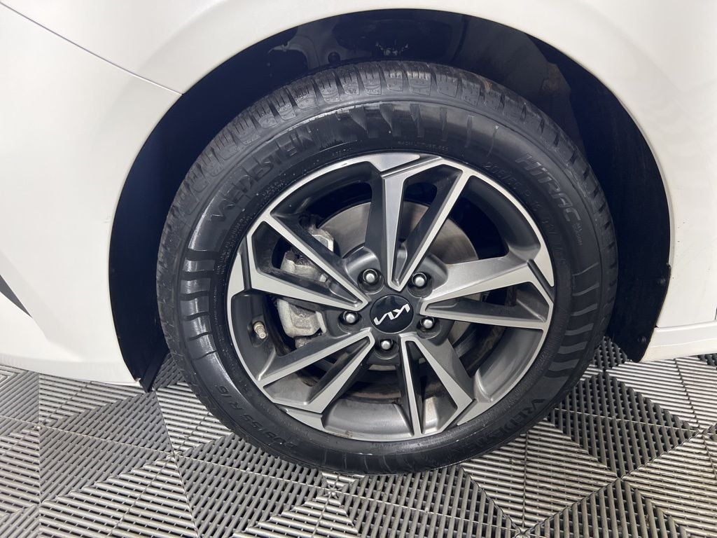 2023 Kia Forte LXS Certified