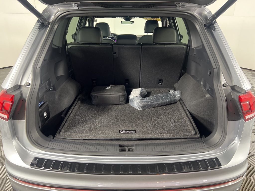 2024 Volkswagen Tiguan 2.0T SE R-Line Black AWD