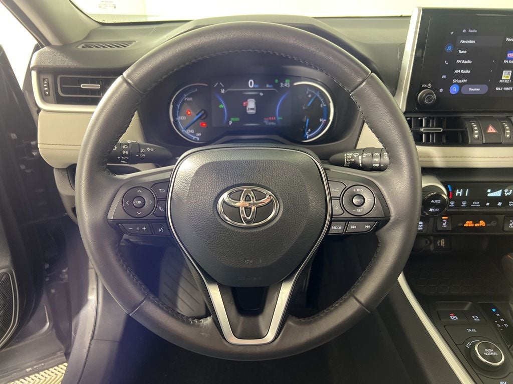 2025 Toyota RAV4 Hybrid XLE Premium